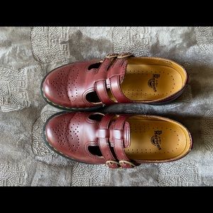 Doc martens Mary Jane’s red size 8